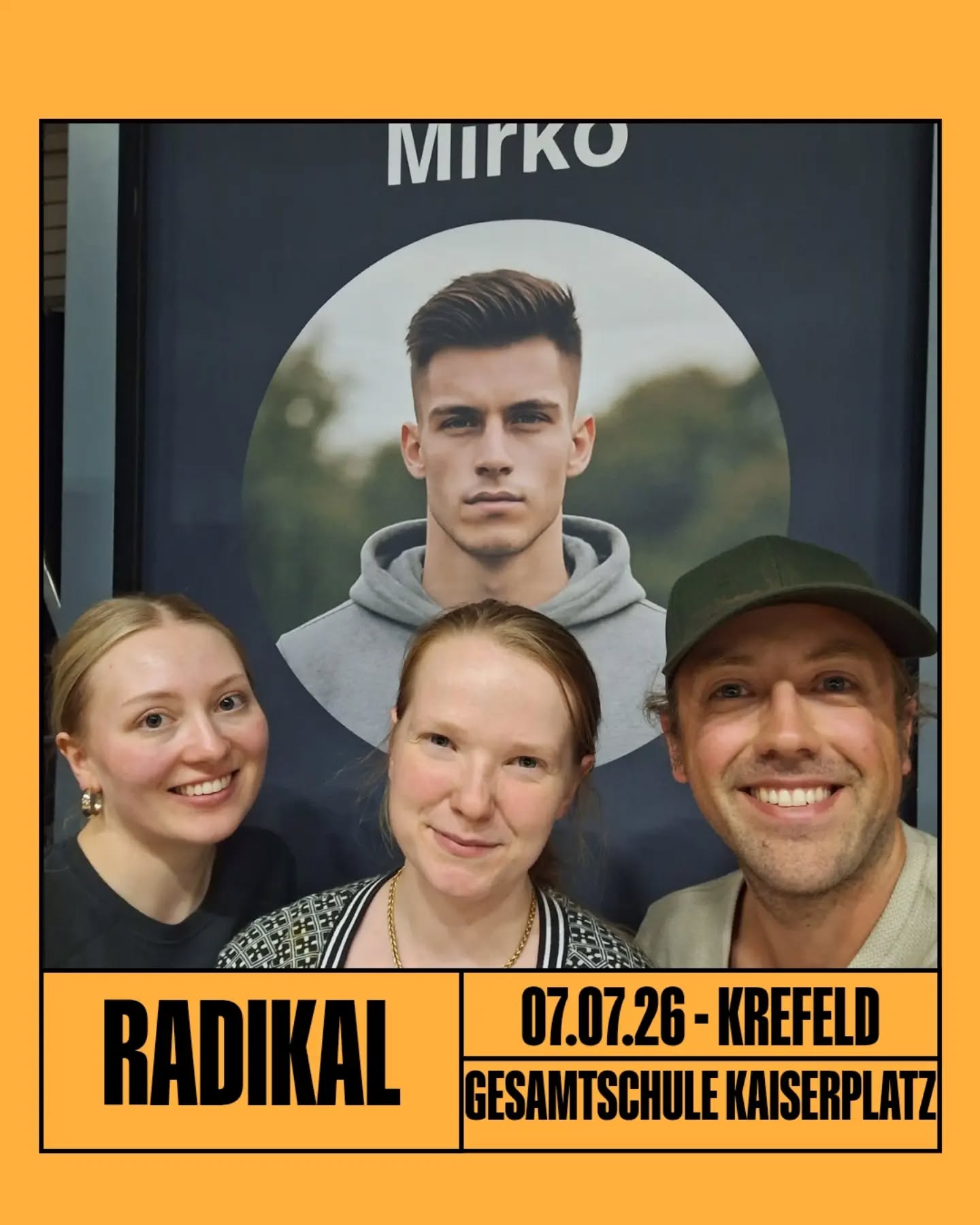 Gestern haben wir für den Jahrgang 9 an der Gesamtschule Kaiserplatz in Krefeld unser Stück RADIKAL gespielt…